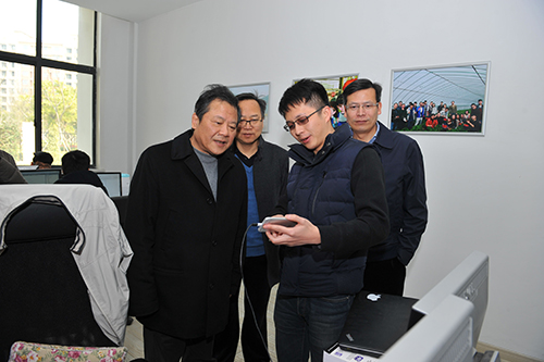 4：2016.3.1 时任市人大常委会主任王勇一行考察首游.jpg