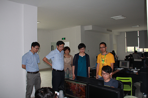 20：2015.7.20 时任团市委书记鲍娴萍一行考察首游.JPG